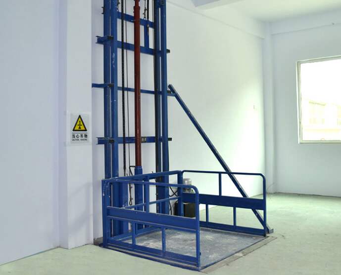 How to choose a guide rail cargo lift platform